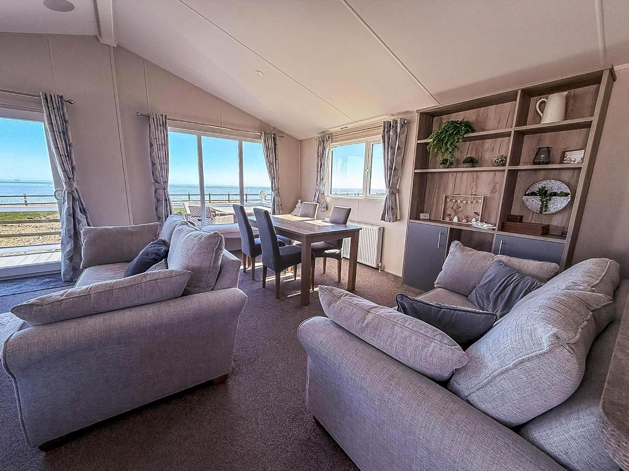 Stunning 6 Berth With Full Sea Views In Suffolk Ref 68007cr Lodge Lowestoft